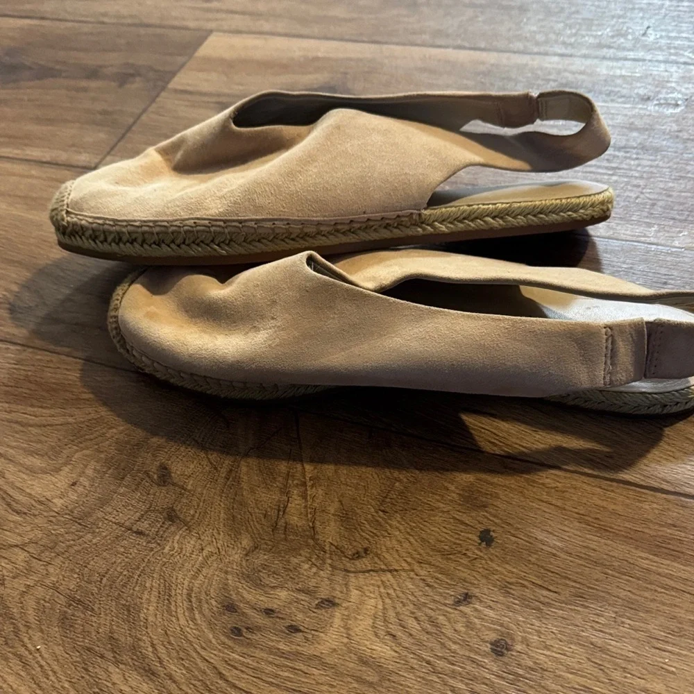 Via Spiga elegant beige
